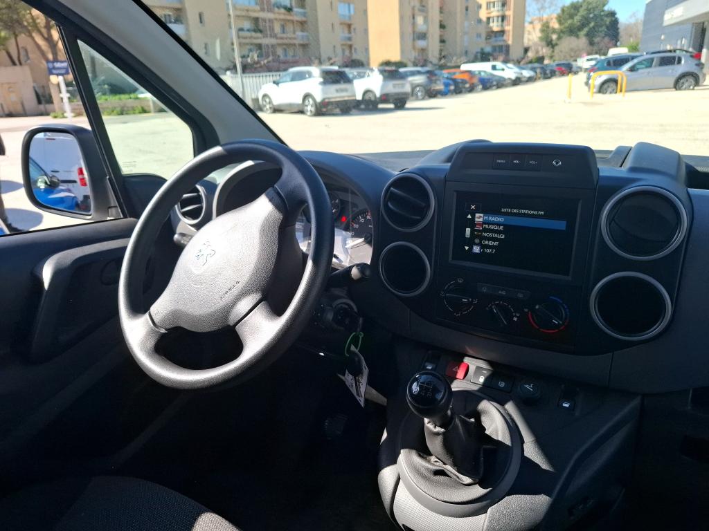 Peugeot PARTNER FOURGON STANDARD 1.6 BLUEHDI 75 BVM5 PREMIUM PACK 2018