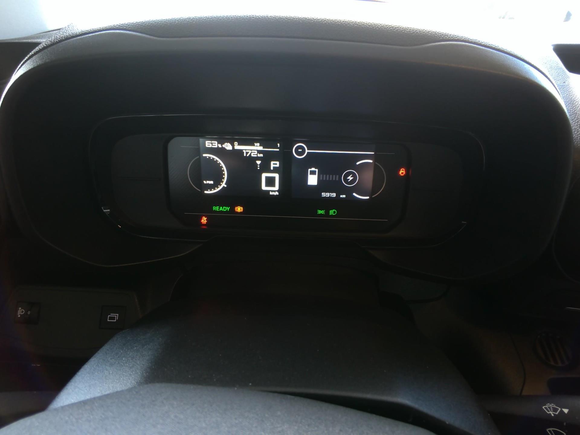 Citroen e-Berlingo Taille XL 136 ch 54 kWh Plus 2025