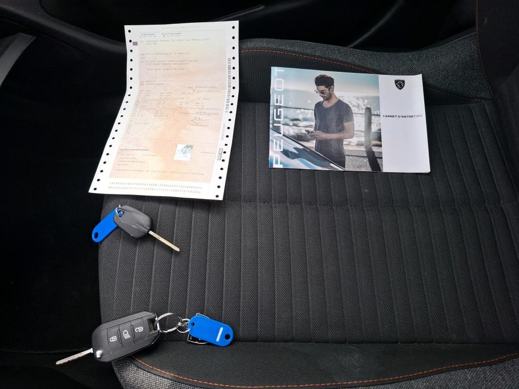 Peugeot 2008 BlueHDi 110 S&S BVM6 Active Pack 2021