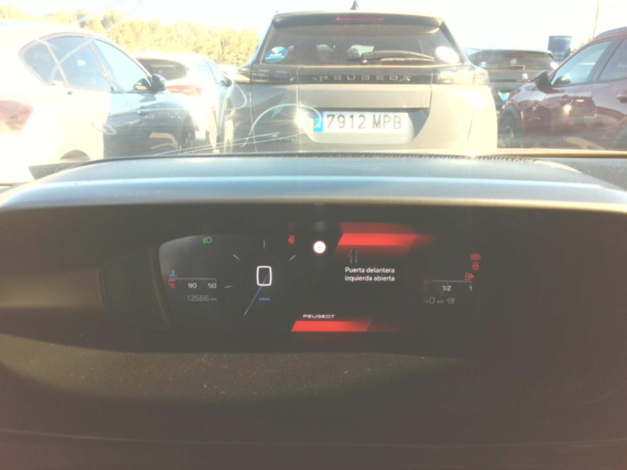 Foto Peugeot 308 5