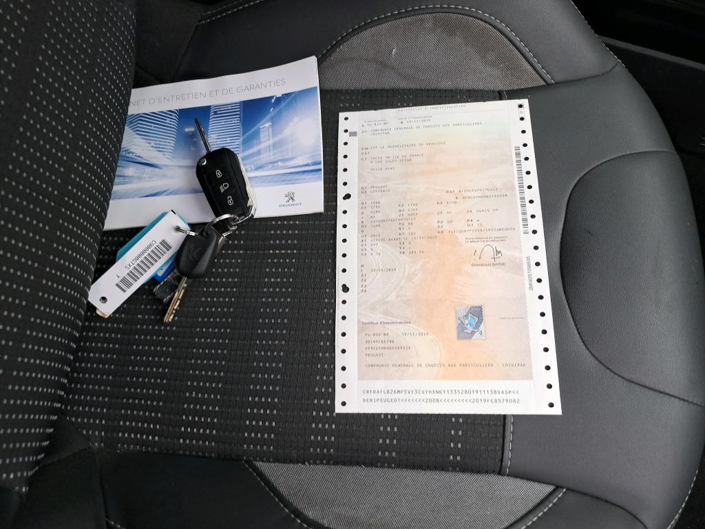 Peugeot 2008 BlueHDi 120ch S&S EAT6 Allure Business 2019