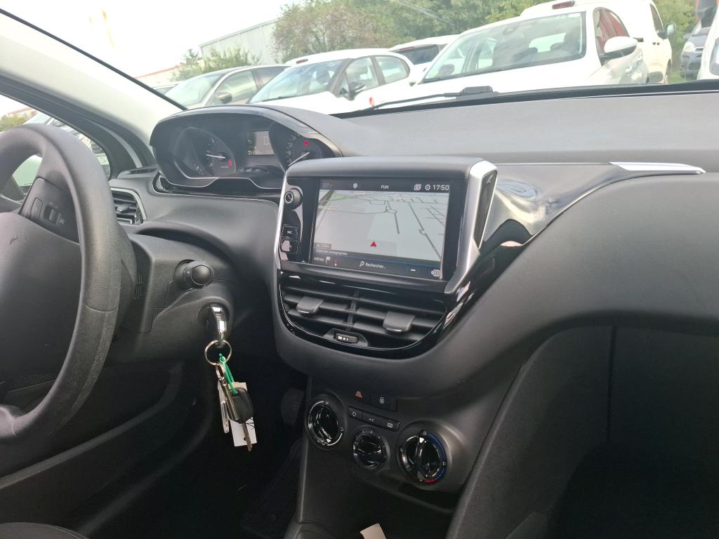 Peugeot 208 AFFAIRE 1.6 BLUEHDI 100 BVM5 PREMIUM PACK 2017