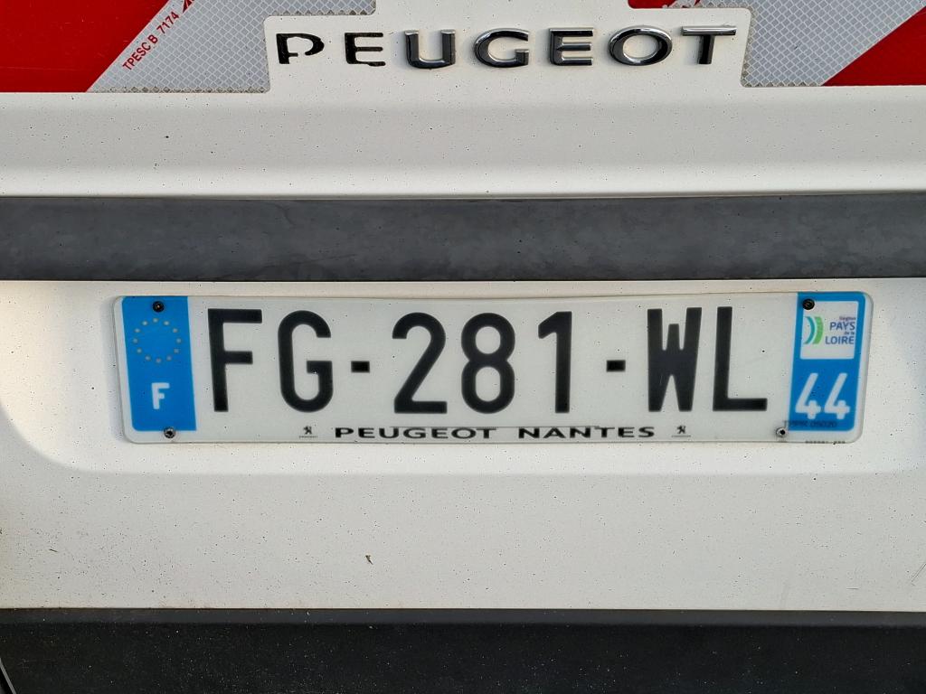 Peugeot BOXER TOLE 335 L2H2 BLUEHDI 130 PREMIUM 2019