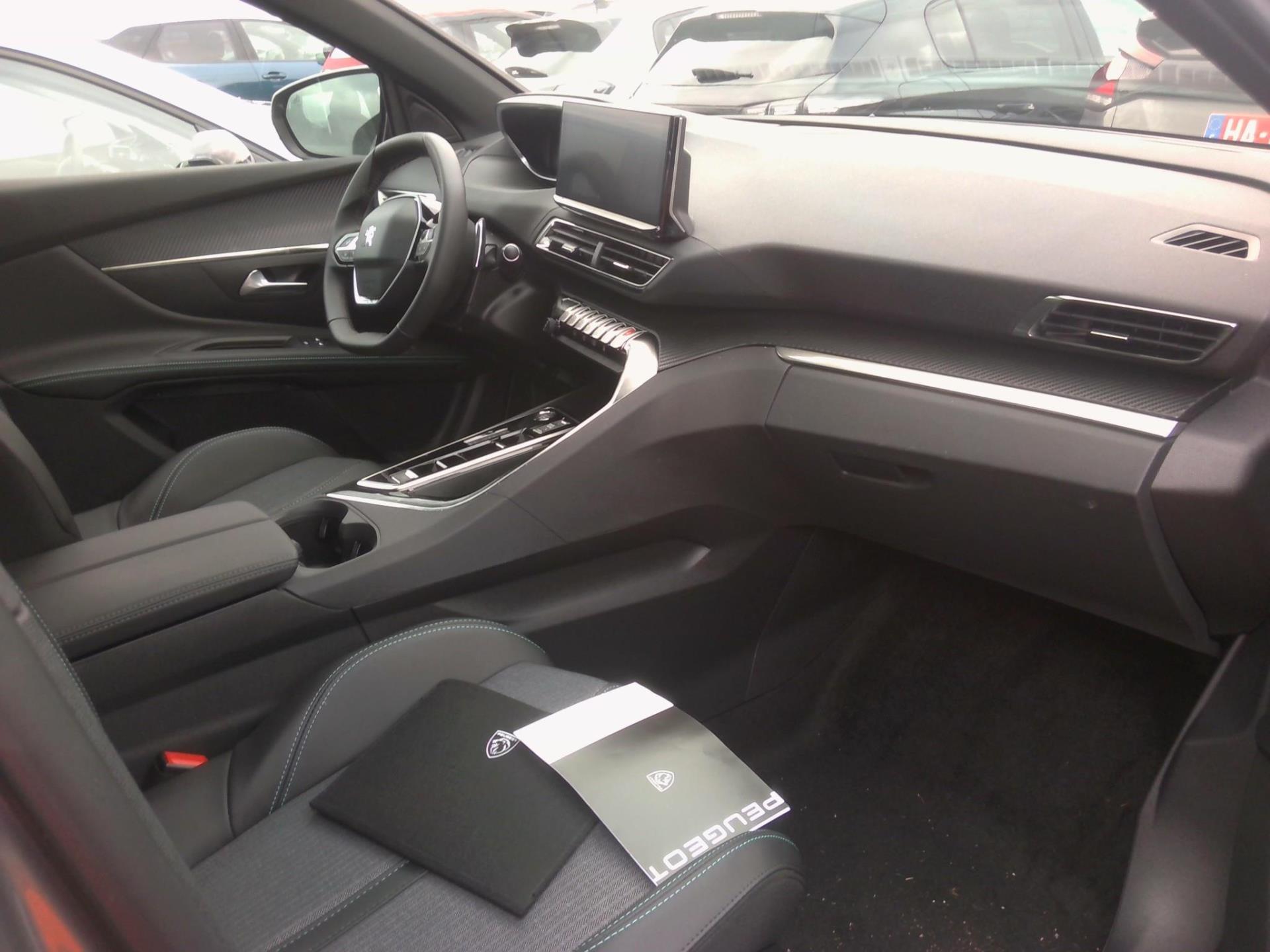 Peugeot 5008 BlueHDi 130ch S&S EAT8 Allure Pack 2024
