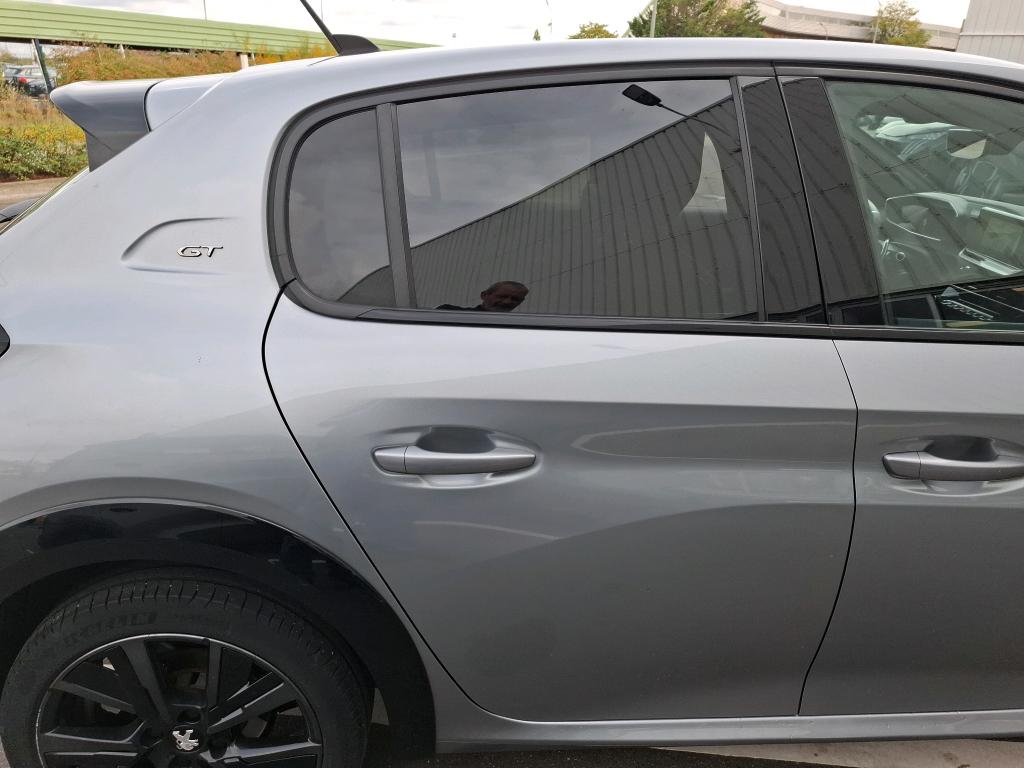 Peugeot 208 PureTech 100 S&S EAT8 GT 2023