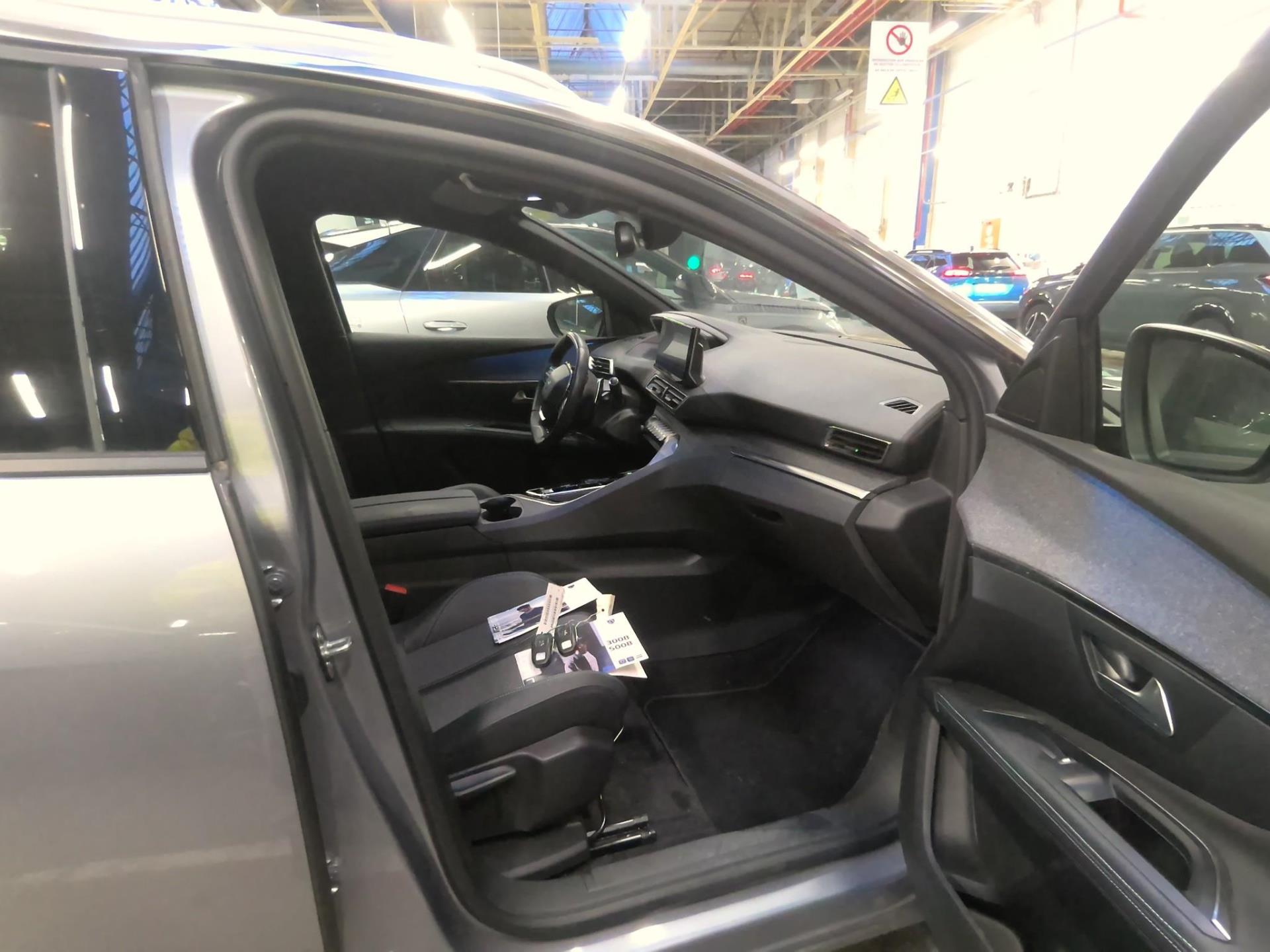 Peugeot 5008 Hybrid 136 e-DCS6 Allure Pack 2023