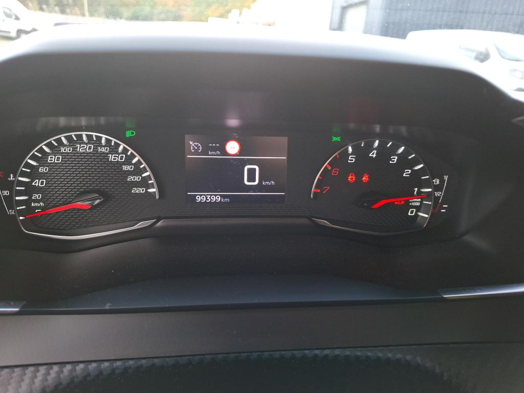 Peugeot 2008 BlueHDi 110 S&S BVM6 Active Pack 2021