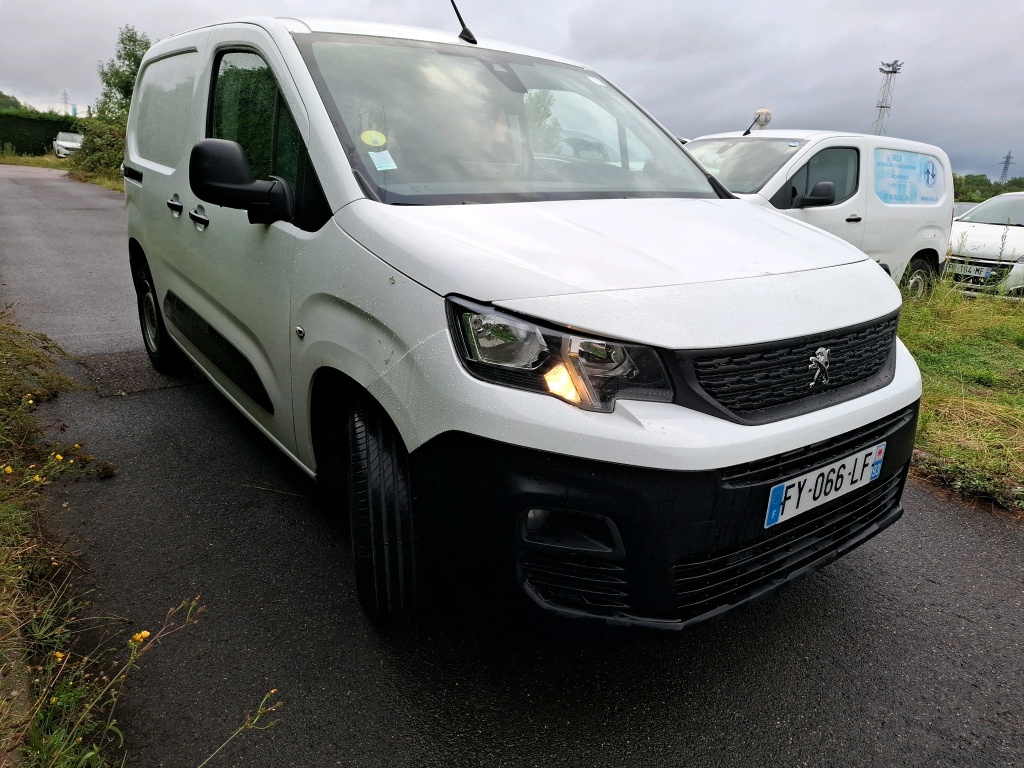 Peugeot PARTNER FOURGON STANDARD 650 KG BLUEHDI 100 S&S BVM5 ASPHALT 2021