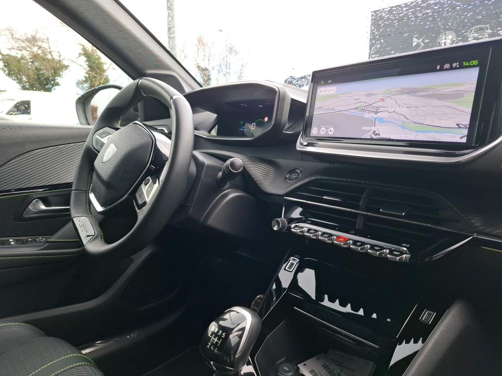 Peugeot 208 PureTech 100 S&S BVM6 GT 2024