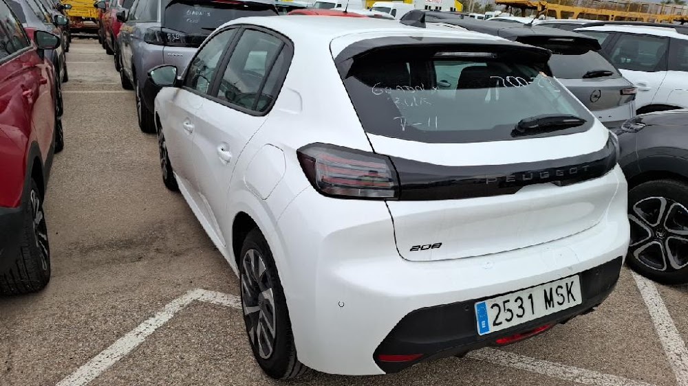 Foto Peugeot 208 5