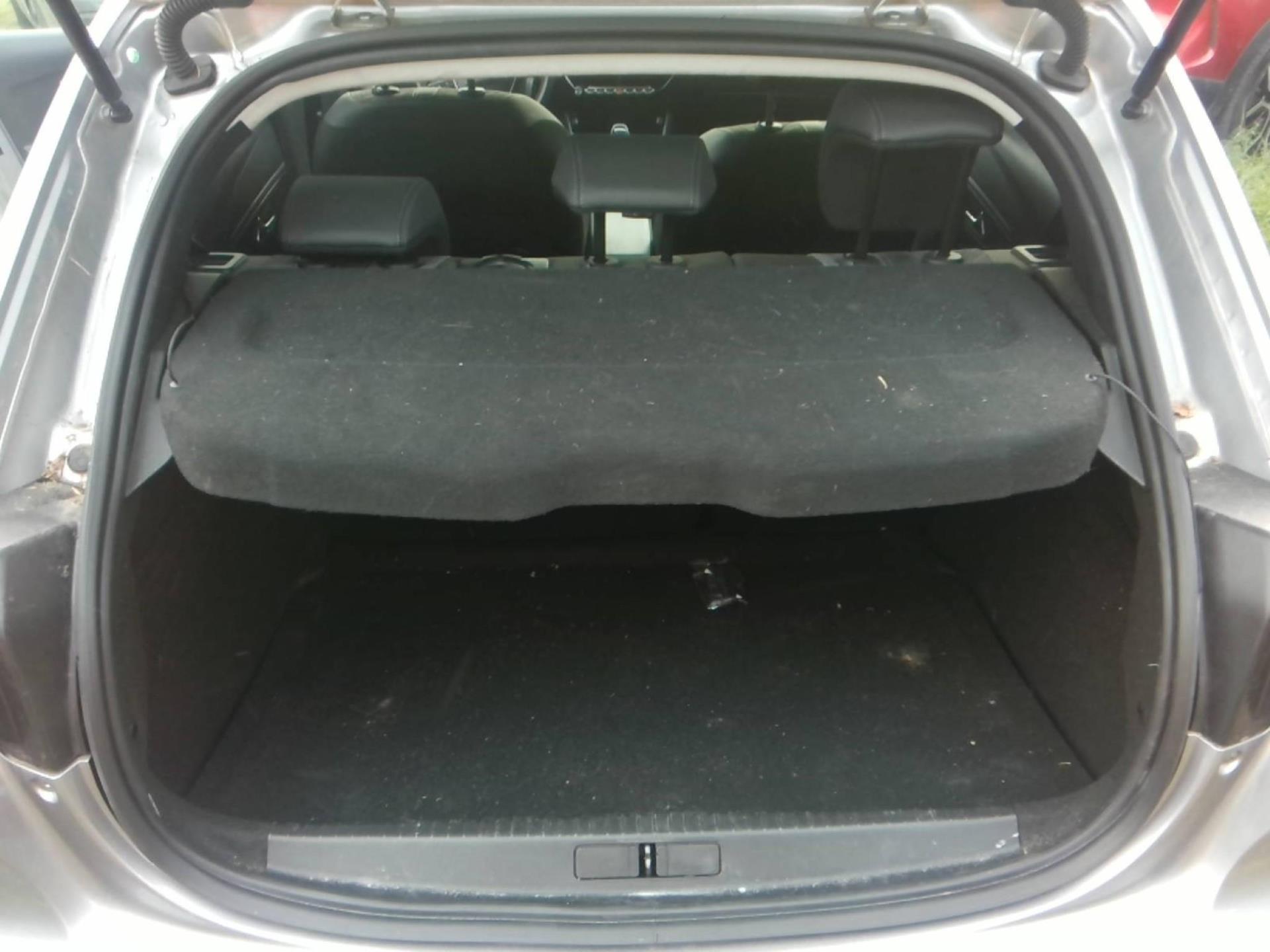 Peugeot 208 PureTech 100 S&S BVM6 Allure 2024