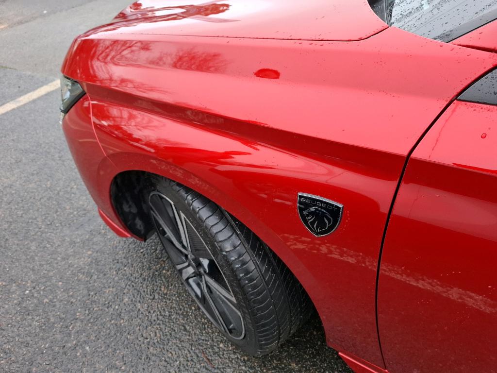 Peugeot 308 Hybrid 136 e-DCS6 GT 2024