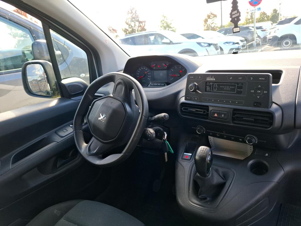 Peugeot PARTNER FOURGON STANDARD 650 KG BLUEHDI 100 S&S BVM5 PREMIUM 2021