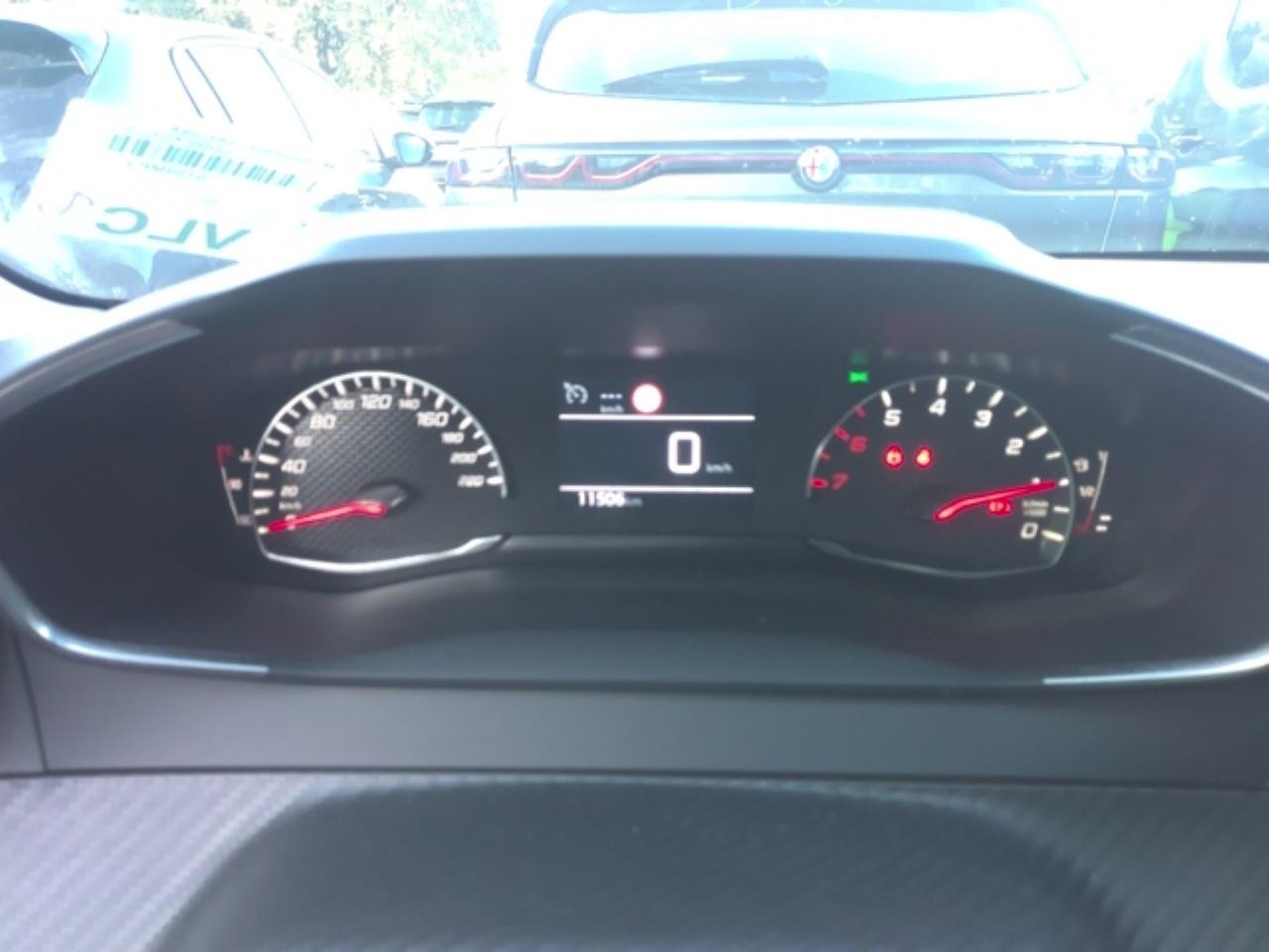 Foto Peugeot 208 5