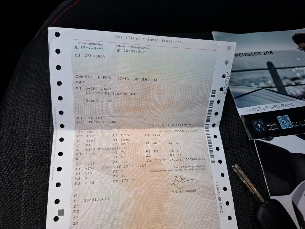 Peugeot 208 PureTech 100 S&S EAT8 Active Business 2021