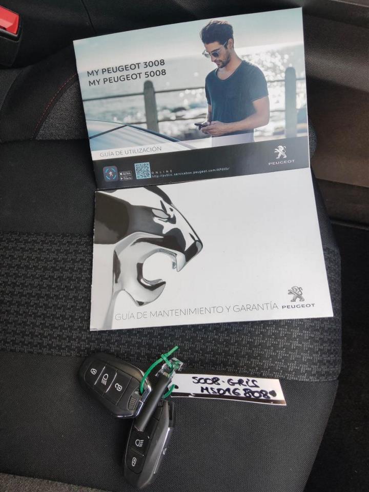 Foto Peugeot 5008 9