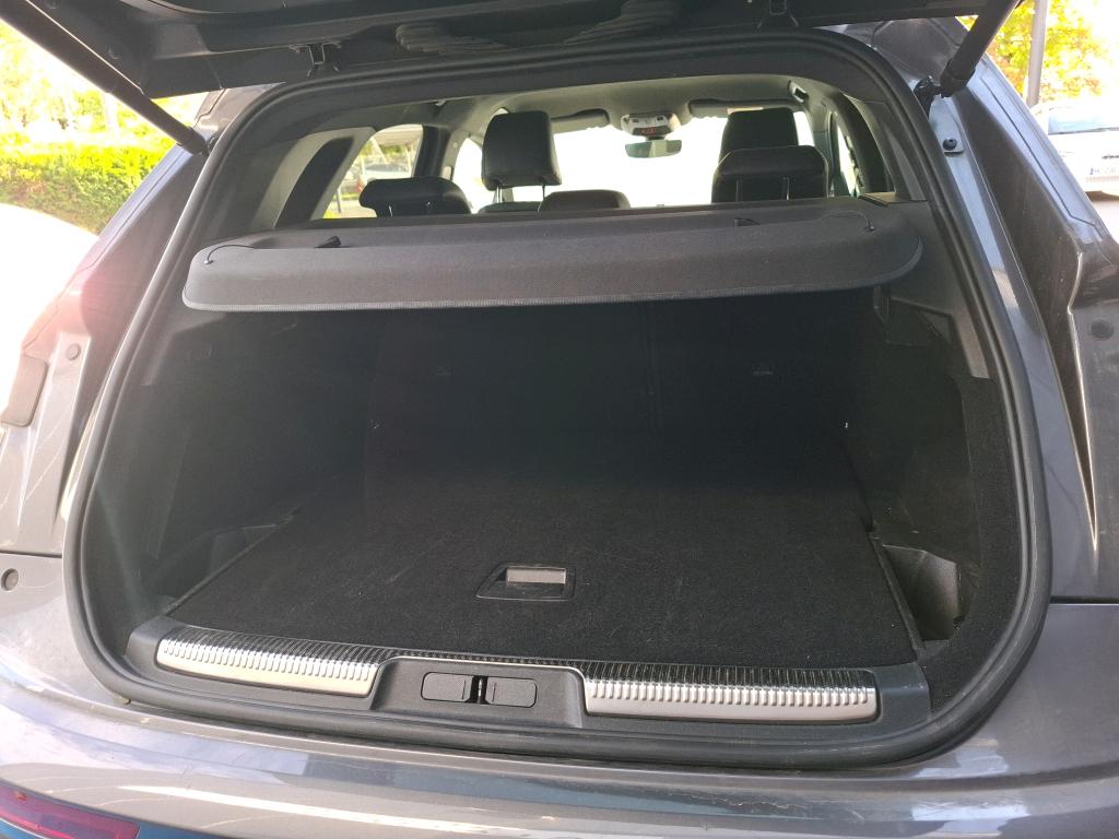 DS DS7 Crossback BlueHDi 130 EAT8 Performance Line+ 2022