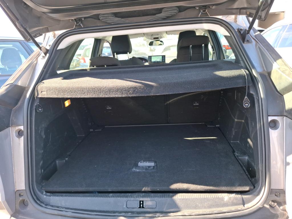 Peugeot 3008 BlueHDi 130ch S&S EAT8 Active Pack 2022