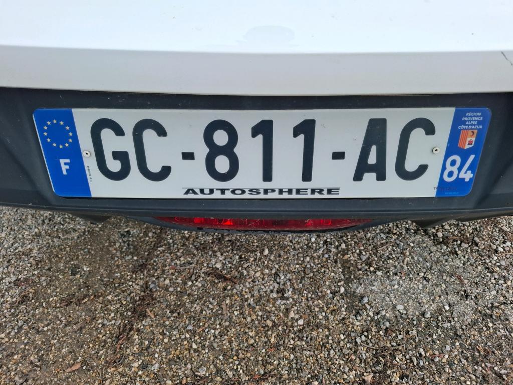 Peugeot 208 BlueHDi 100 S&S BVM6 Active Business 2021