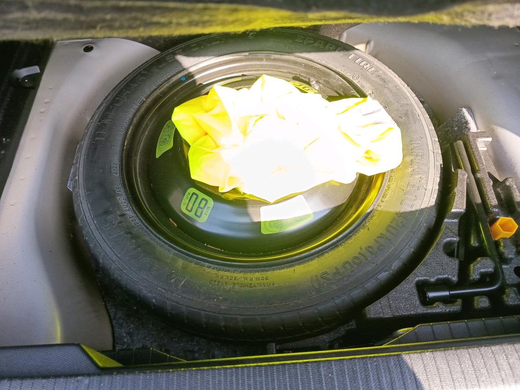 Peugeot 2008 BlueHDi 130 S&S EAT8 Allure 2021