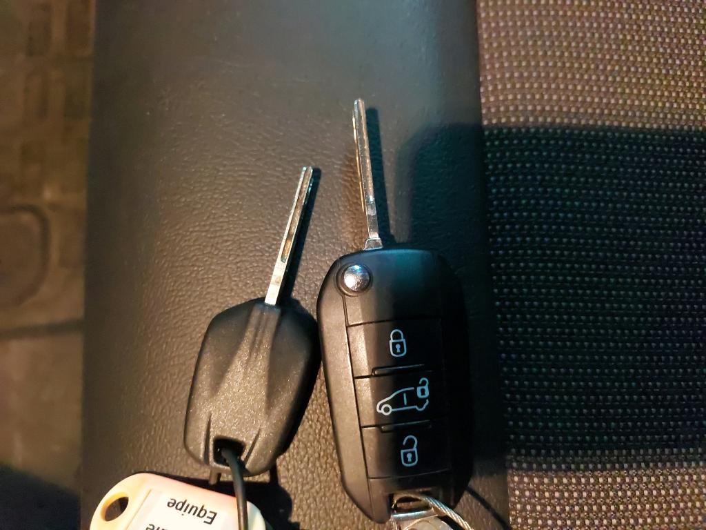 Peugeot EXPERT FGN TOLE STANDARD 2.0  BLUEHDI 120 S&S BVM6 PREMIUM 2018