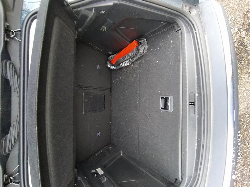 Foto Peugeot 3008 Hybrid 11