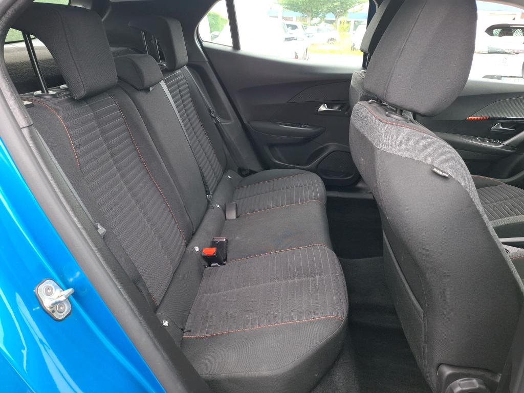 Peugeot 2008 BlueHDi 130 S&S EAT8 Active Business 2021