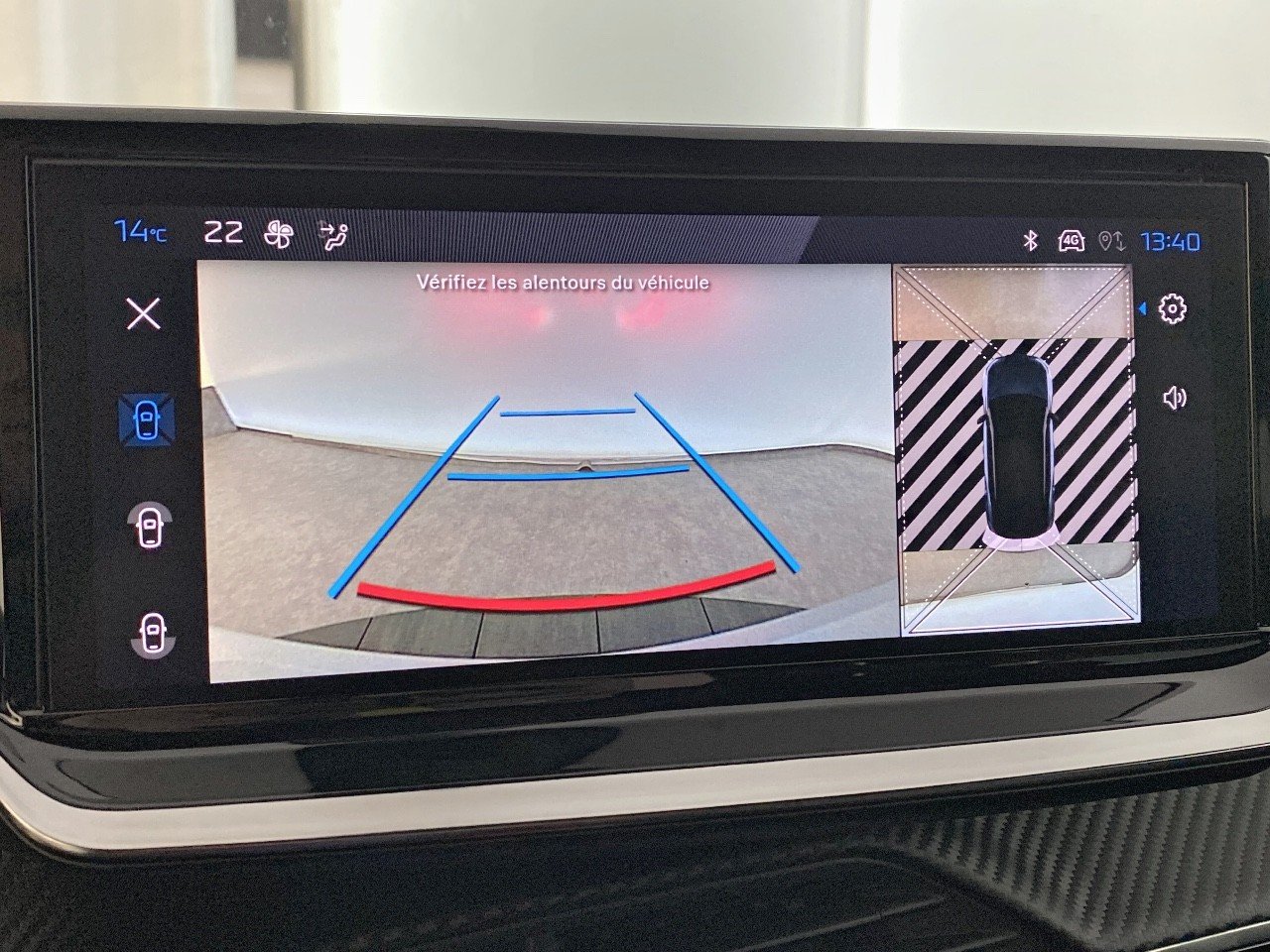 Peugeot 2008 Hybrid 136 e-DCS6 Allure 2024