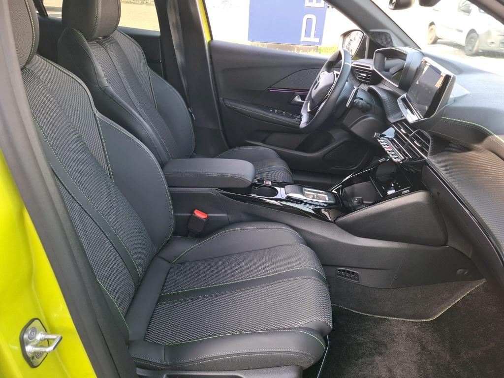 Peugeot 208 Hybrid 100 e-DCS6 GT 2025