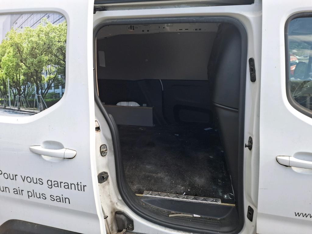 Opel COMBO CARGO 1.5 100 CH S/S L1H1 BVM6 STANDARD PACK CLIM 2021