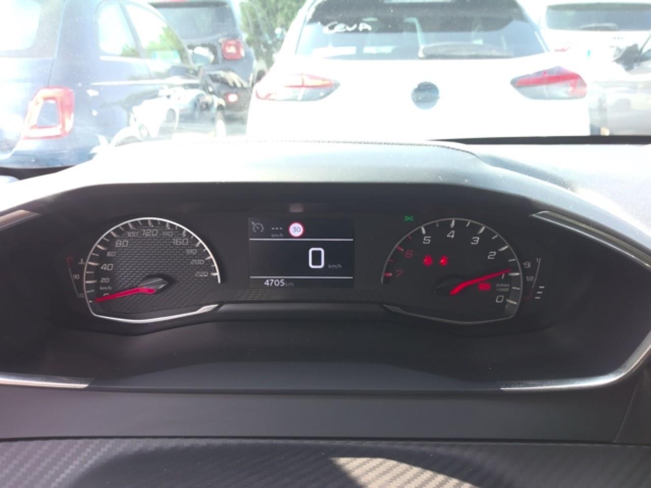 Foto Peugeot 208 5