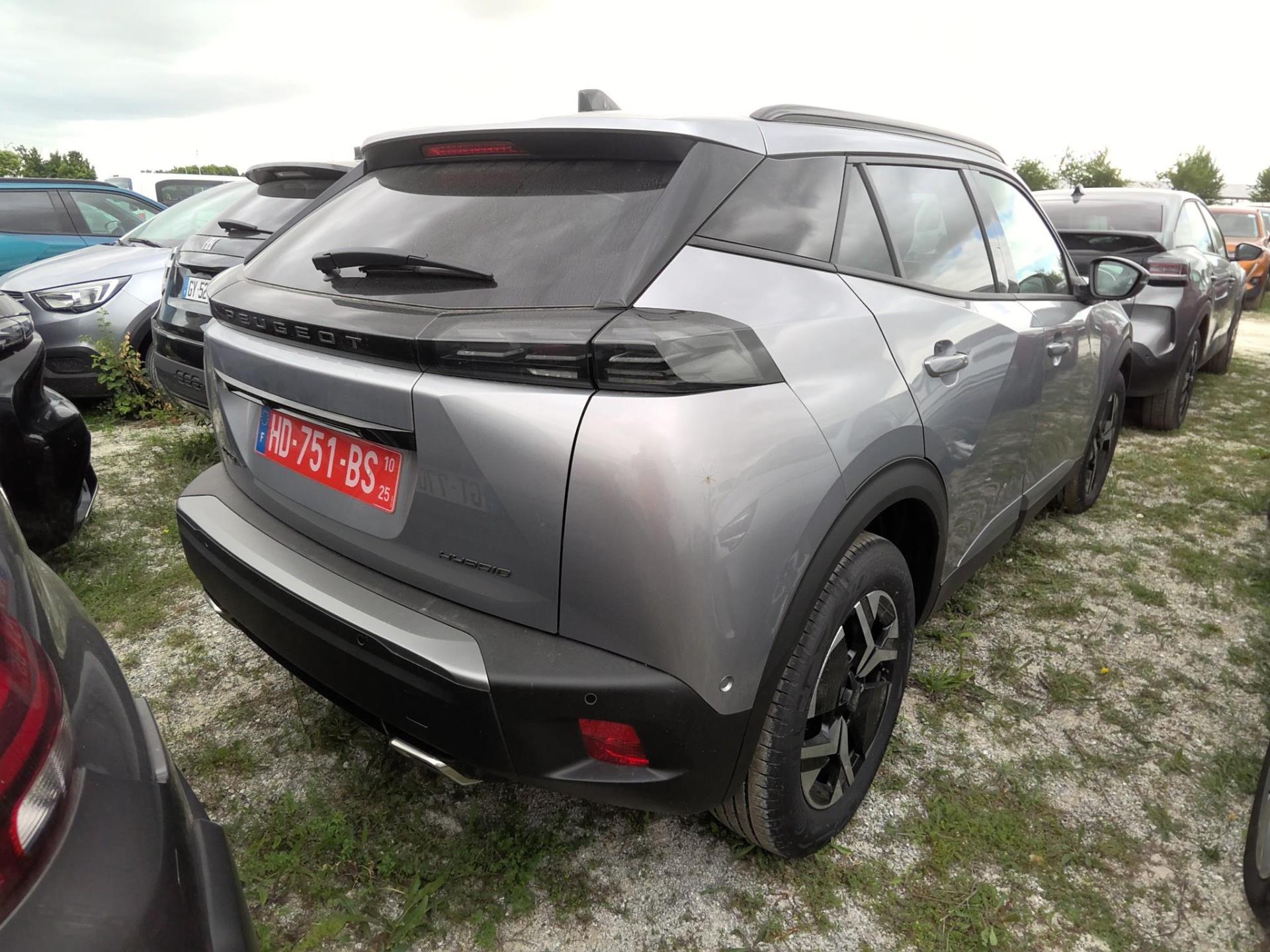 Peugeot 2008 Hybrid 145 e-DCS6 Allure 2025