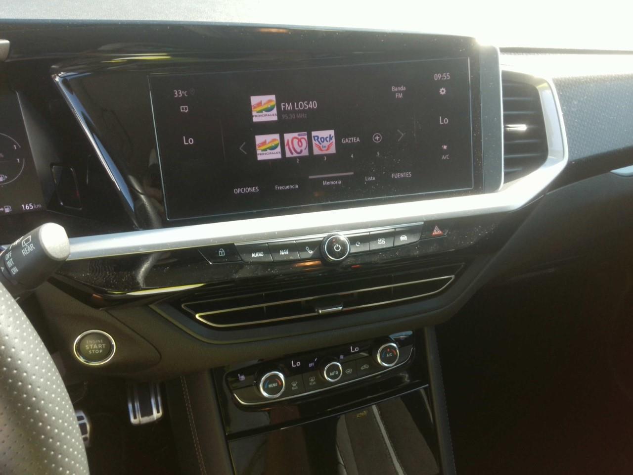 Foto Opel Grandland PHEV 7