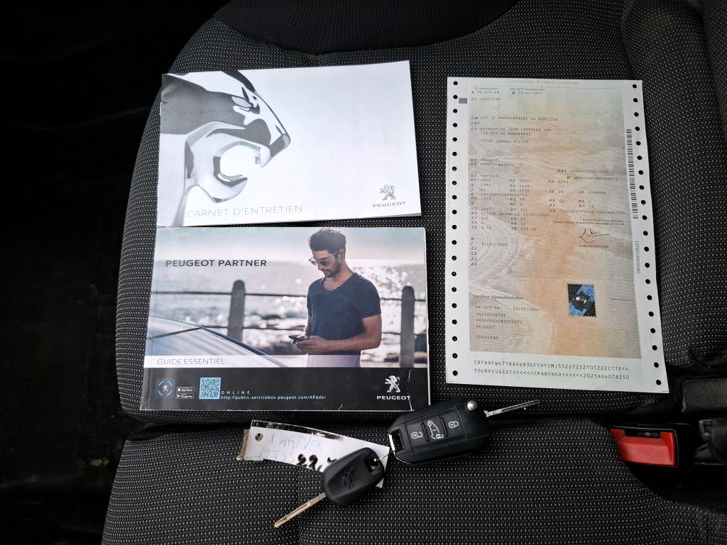 Peugeot PARTNER FOURGON STANDARD 650 KG BLUEHDI 100 S&S BVM5 PREMIUM 2021