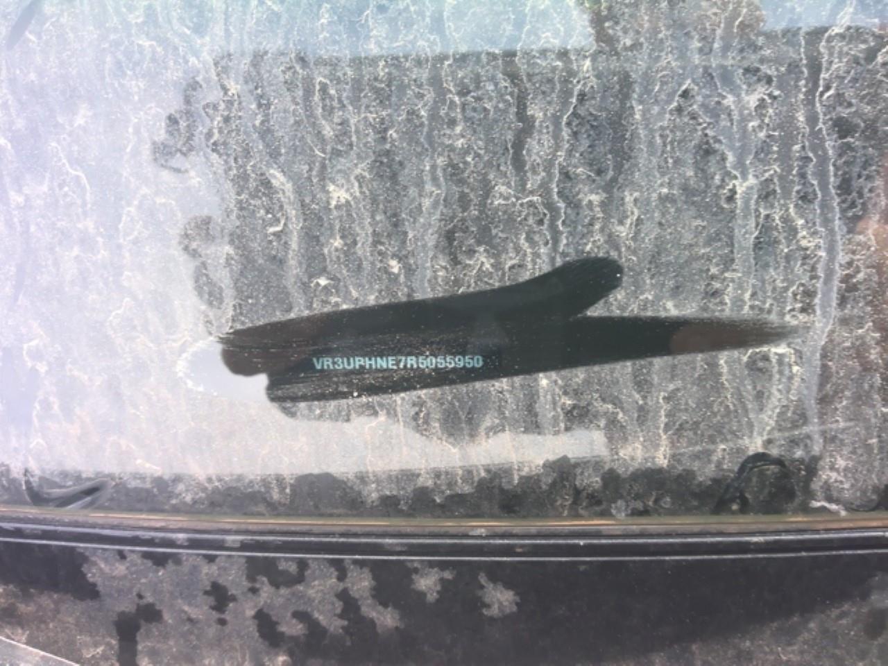 Foto Peugeot 208 6