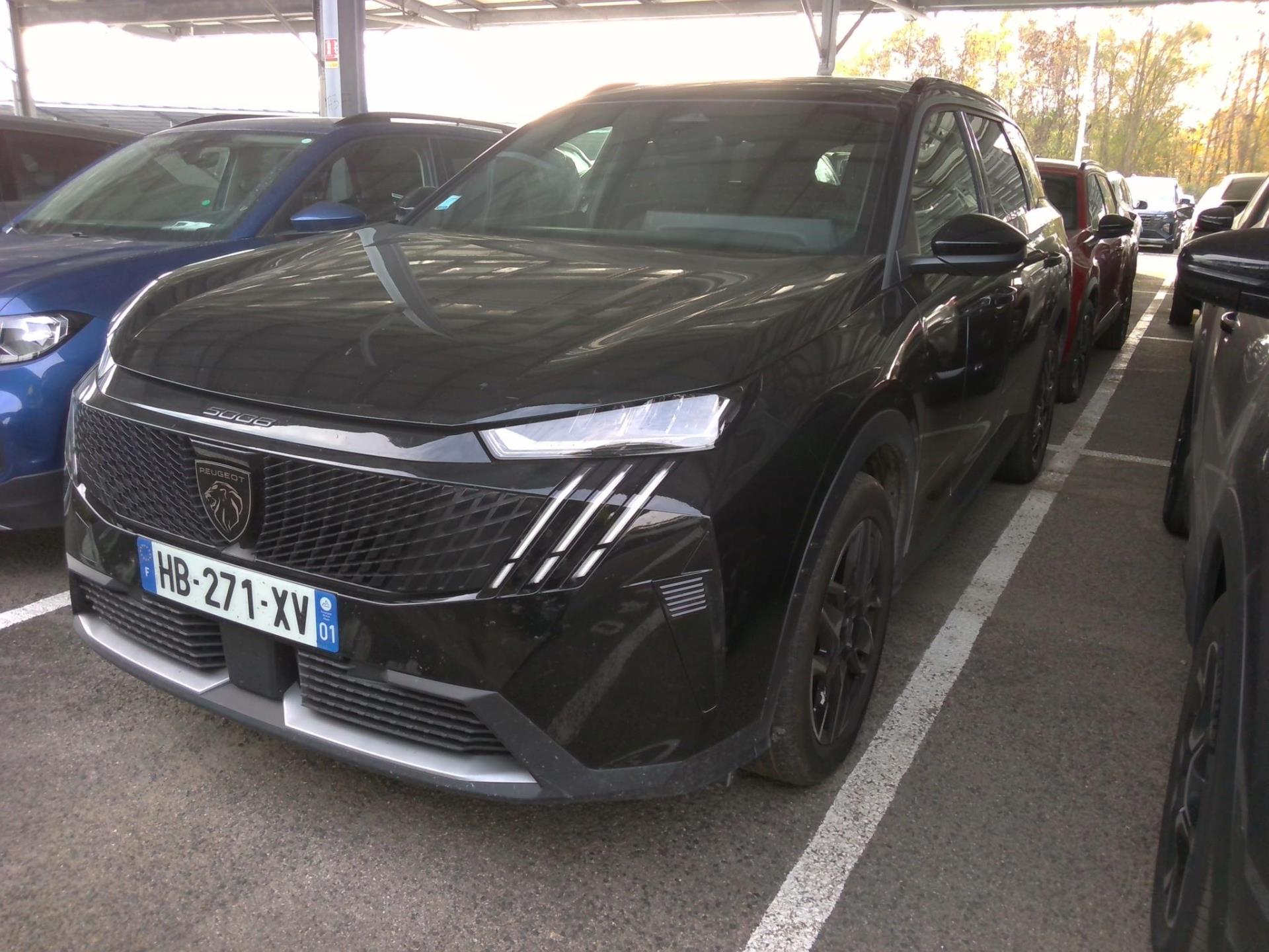 Peugeot 5008 Hybrid 136 e-DCS6 Allure 2025