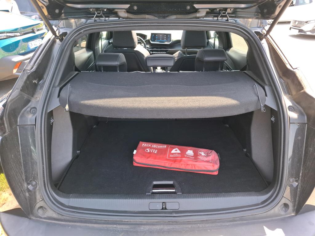 Peugeot 2008 BlueHDi 130 S&S EAT8 GT 2020