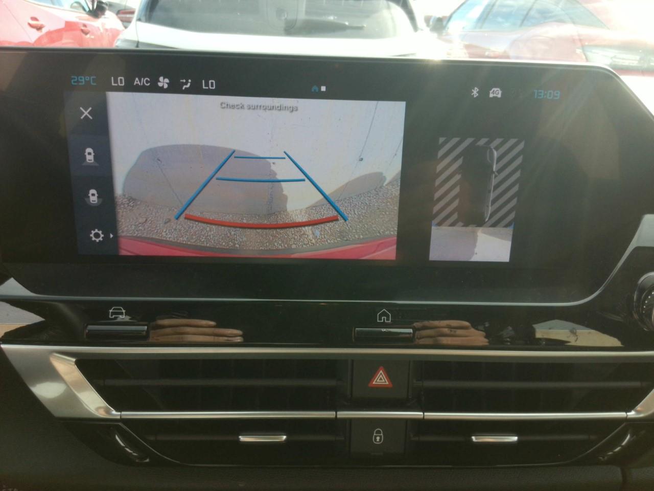 Foto Citroën C4 X 6