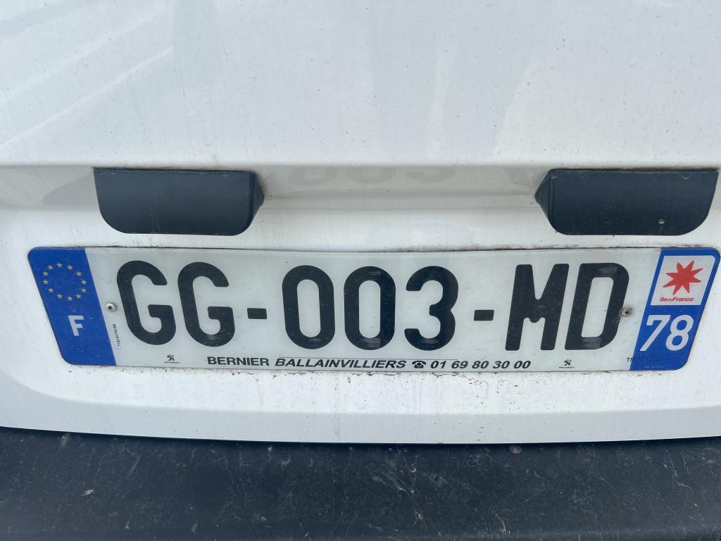 Peugeot PARTNER FOURGON STANDARD 650 KG BLUEHDI 100 S&S BVM6 ASPHALT 2022