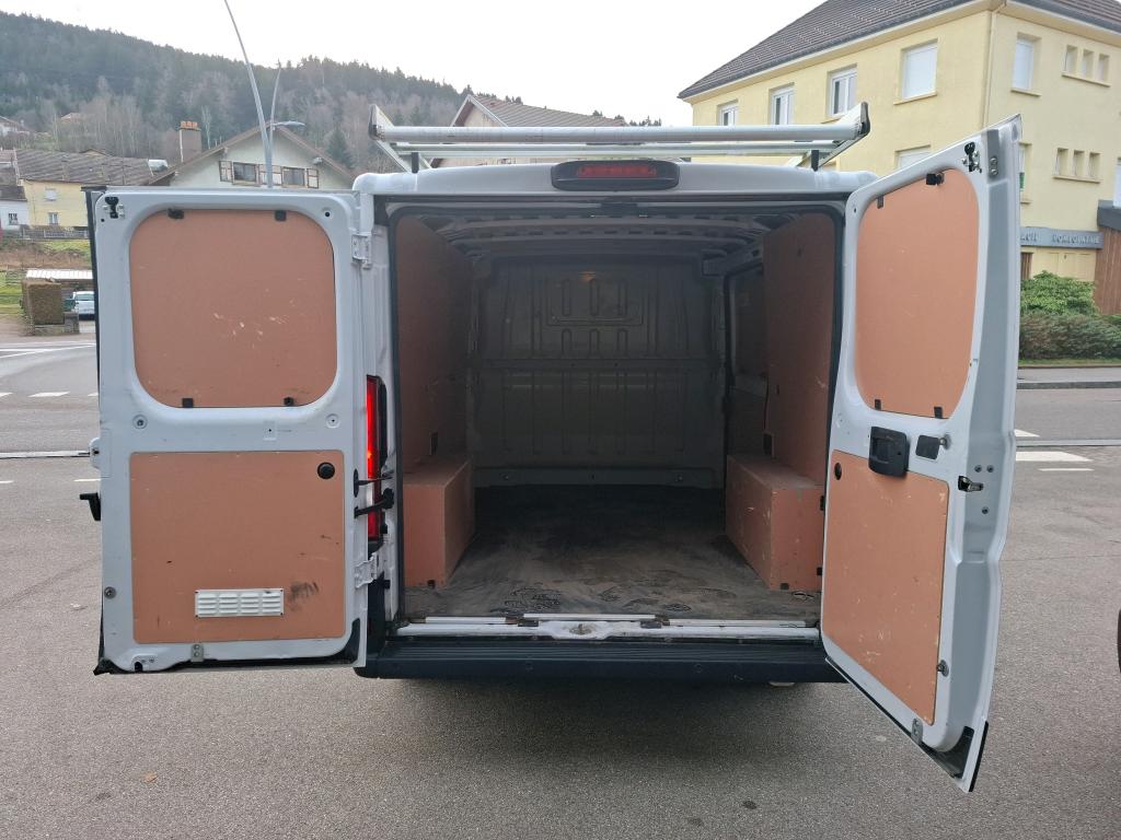 Peugeot BOXER TOLE 330 L1H1 BLUEHDI 120 S&S ASPHALT 2021