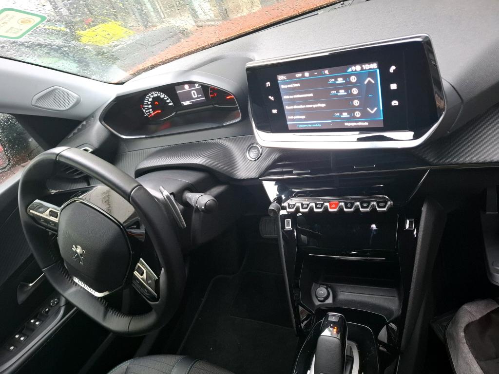 Peugeot 2008 BlueHDi 130 S&S EAT8 Allure 2021