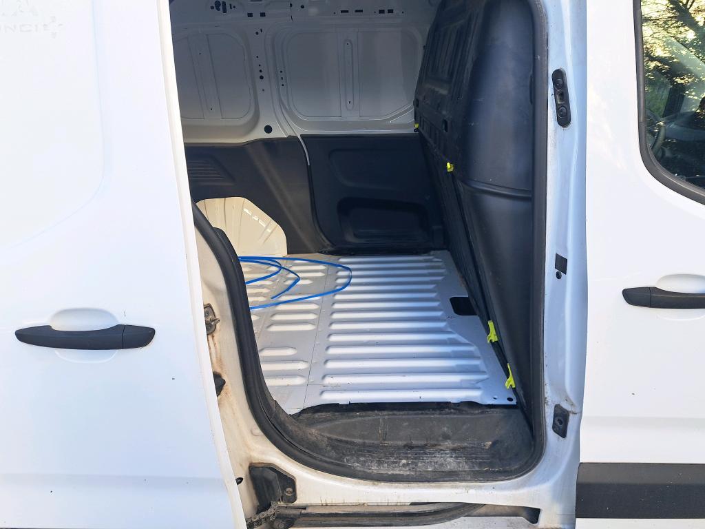 Peugeot PARTNER FOURGON STANDARD 650 KG BLUEHDI 100 S&S BVM5 PREMIUM 2020