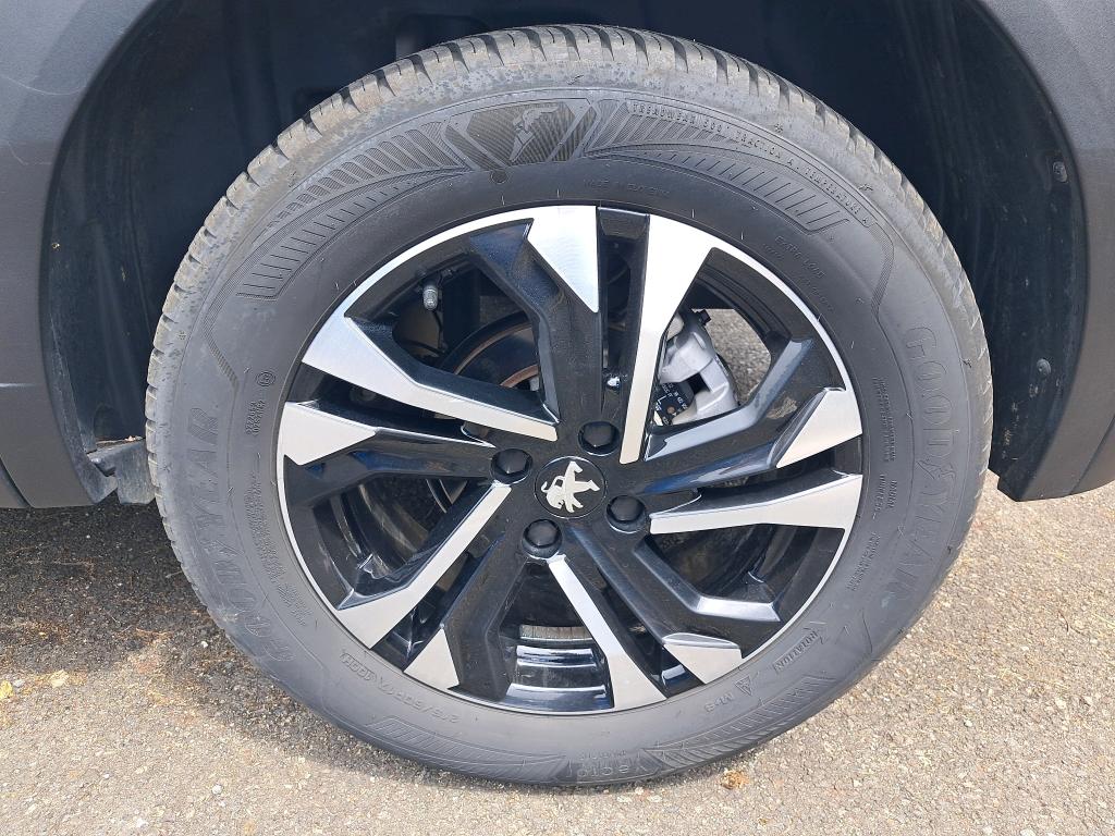 Peugeot 2008 BlueHDi 130 S&S EAT8 Allure 2022