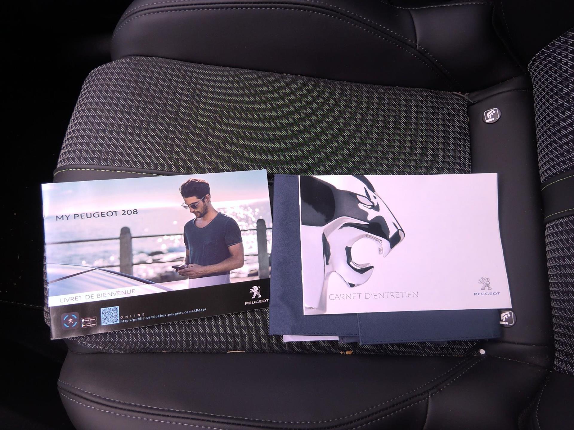 Peugeot 208 PureTech 100 S&S BVM6 GT 2023