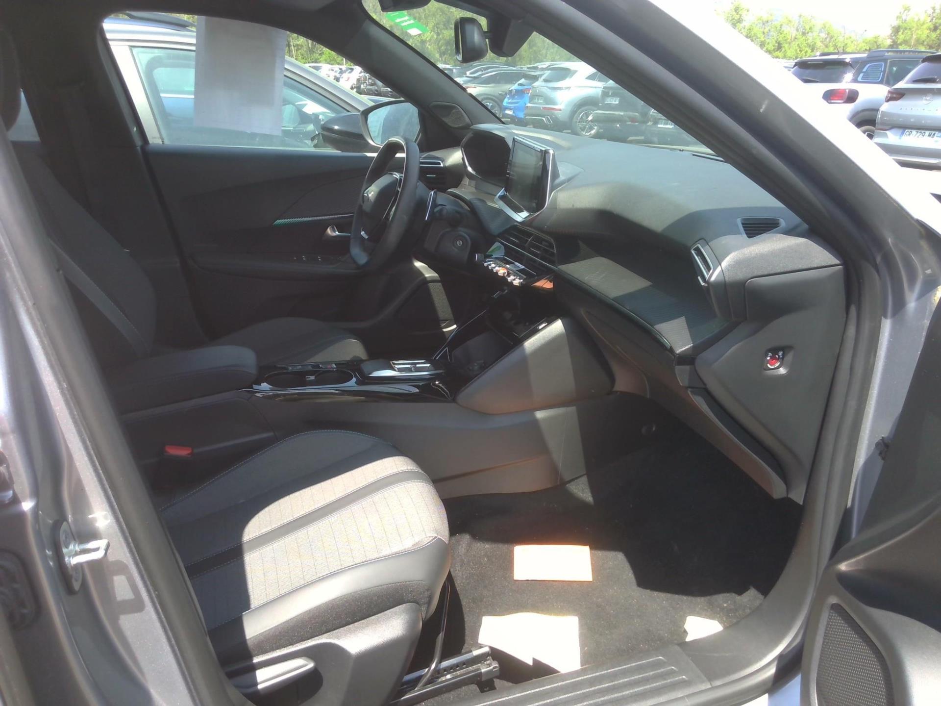 Peugeot 2008 PureTech 130 S&S EAT8 Allure 2023
