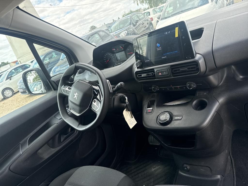 Peugeot PARTNER FOURGON STANDARD 650 KG BLUEHDI 130 S&S EAT8 ASPHALT 2021