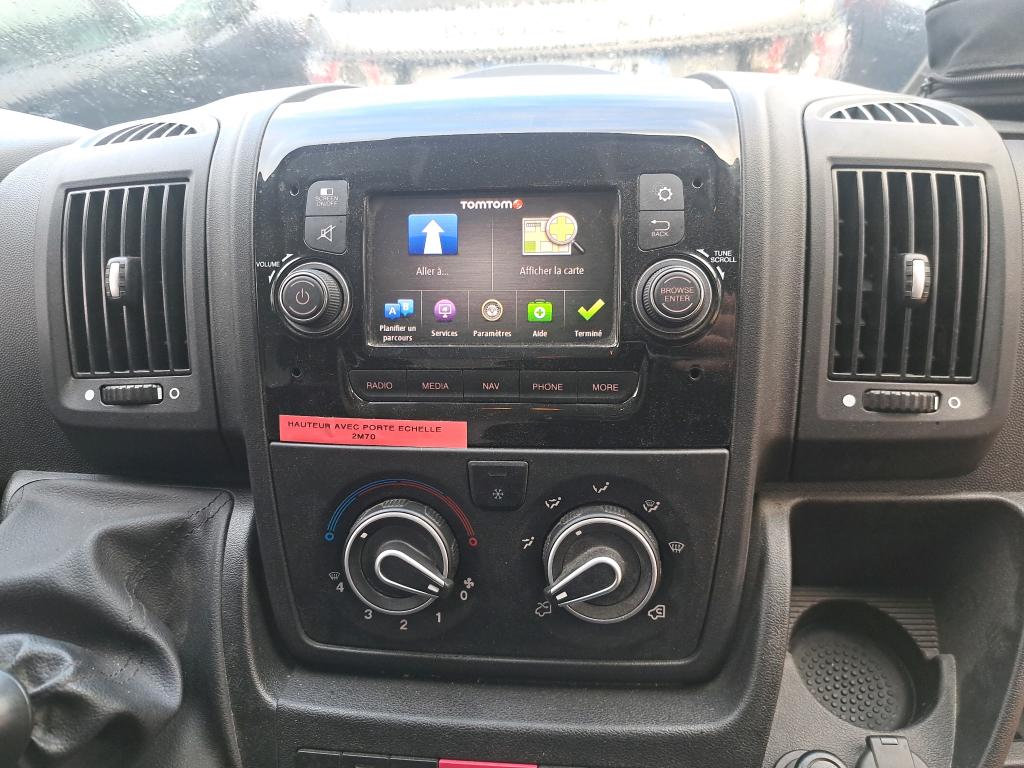 Peugeot BOXER TOLE 330 L2H1 BLUEHDI 140 S&S ASPHALT 2022