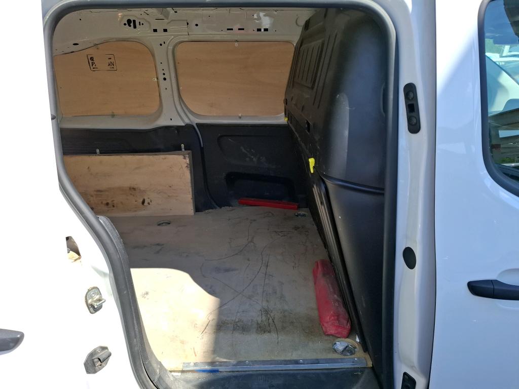 Peugeot PARTNER FOURGON STANDARD 650 KG BLUEHDI 100 S&S BVM6 ASPHALT 2022