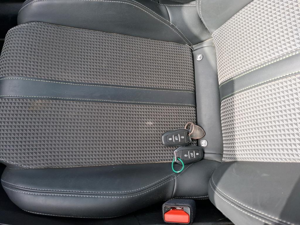 Peugeot 2008 Electrique 136 ch GT 2022
