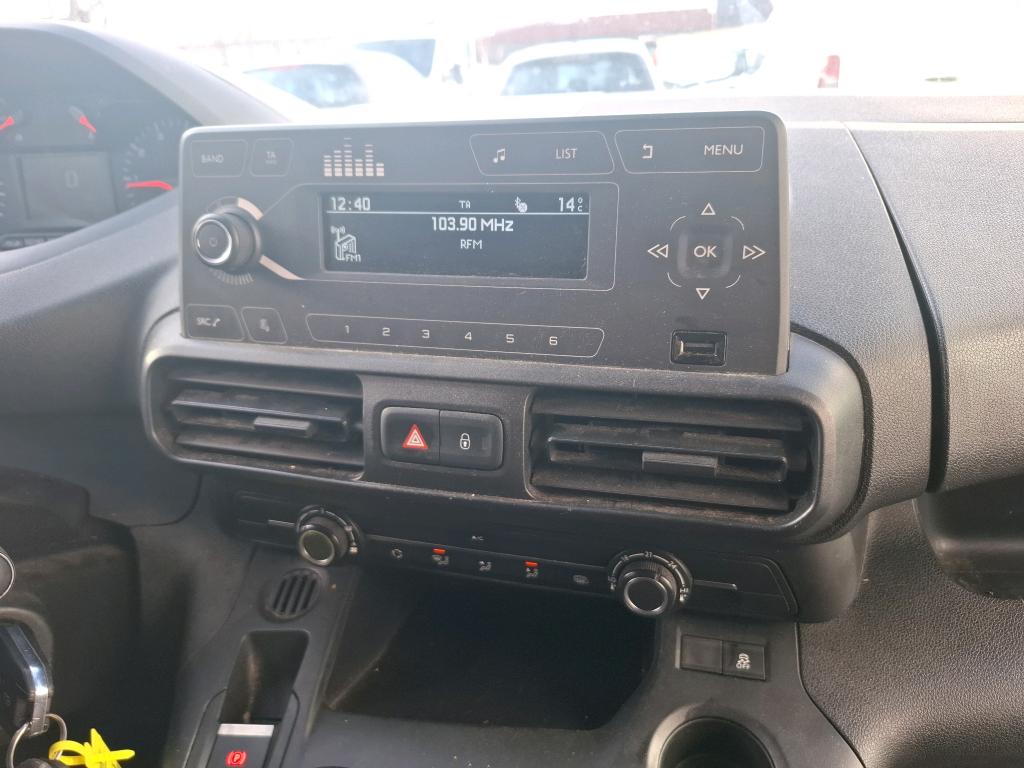 Peugeot PARTNER FOURGON STANDARD 650 KG BLUEHDI 100 S&S BVM5 PREMIUM 2020